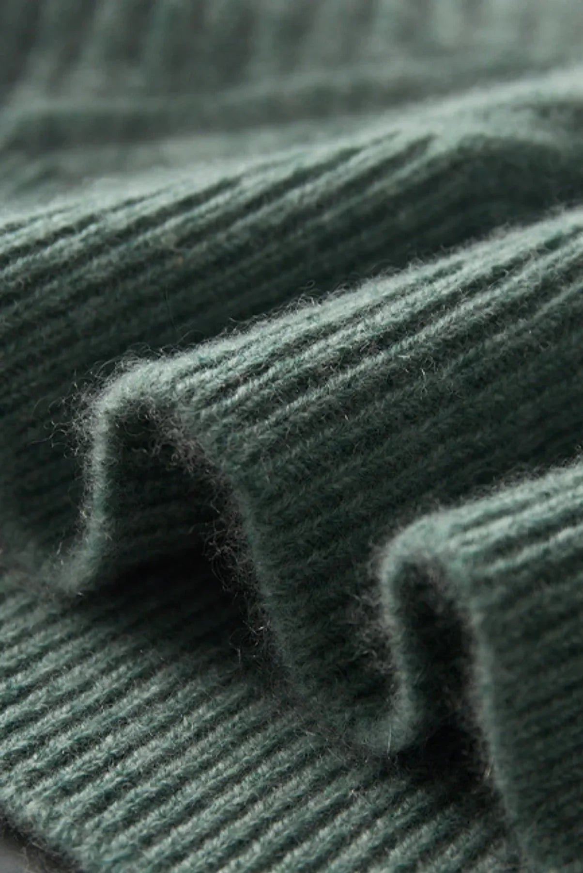 Leo - Cozy Knit Sweater for Men