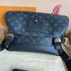 Fashionable and Trendy Messenger Bag