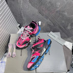 B - SNEAKERS