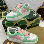 B - SNEAKERS