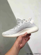 Y - SNEAKERS
