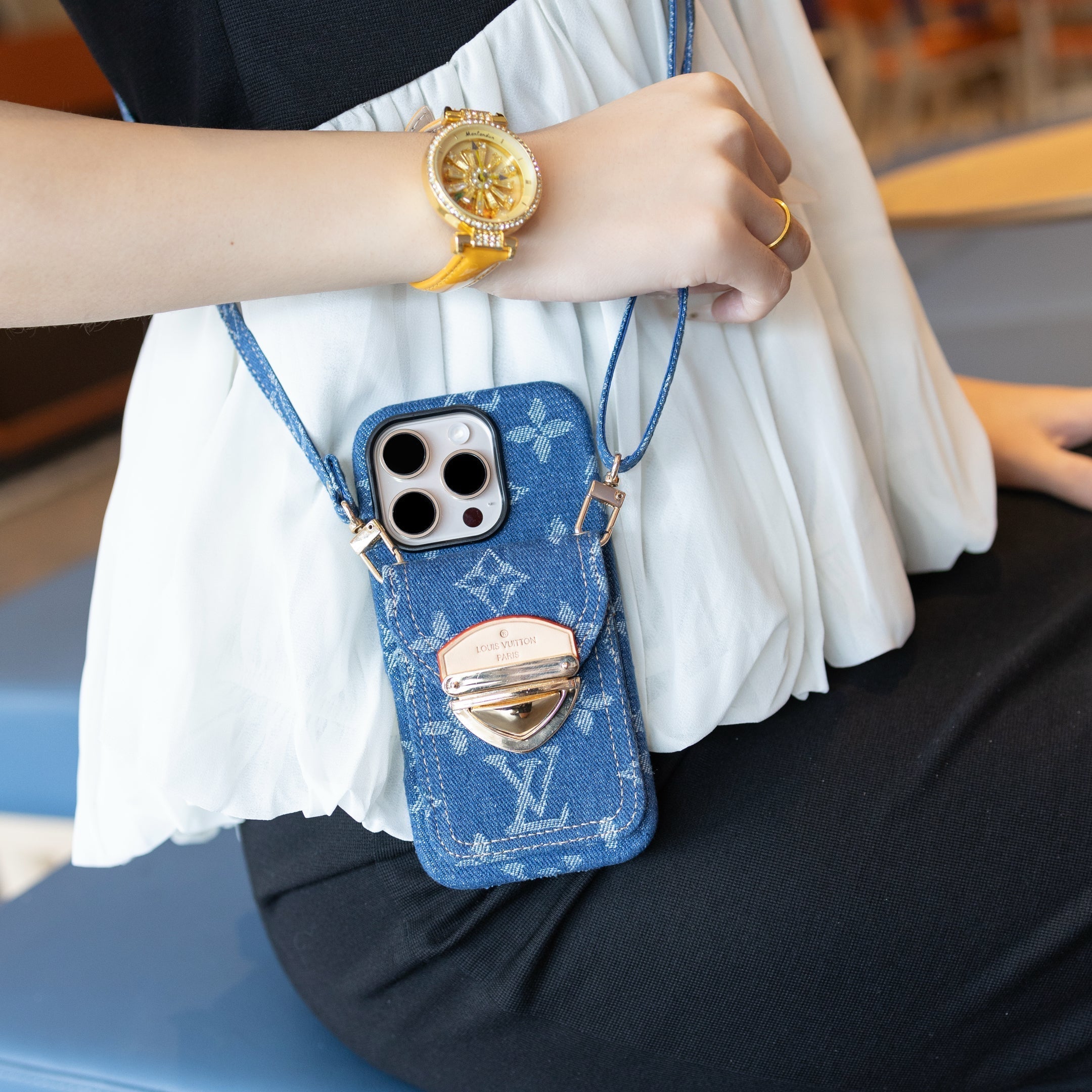 New Classic Luxury Card Holder Phone Case 06