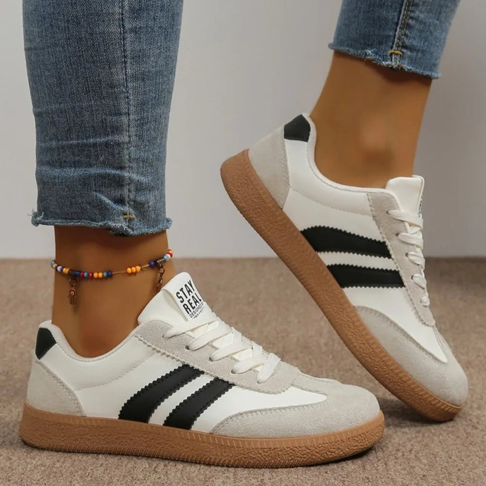 Daley - Everyday City Walk Sneakers | By Julian & Claire Toronto