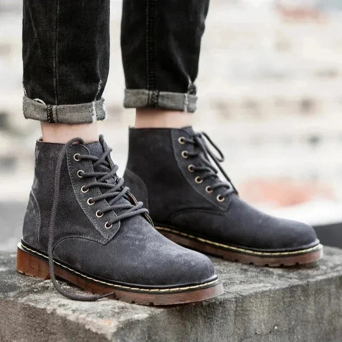 Derekson - Vintage Ridge Trail Boots | By Julian & Claire Toronto