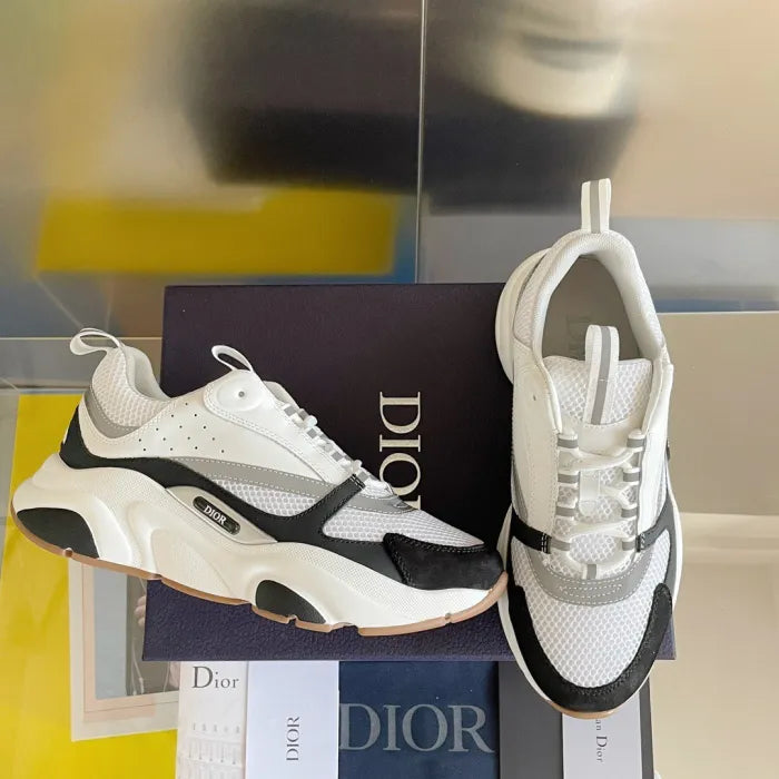 D - SNEAKERS