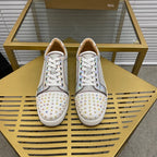C - SNEAKERS