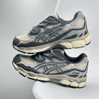 A - SNEAKERS