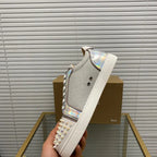 C - SNEAKERS