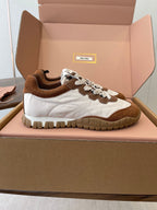M-Sneakers