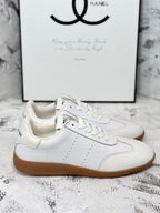 M-Sneakers
