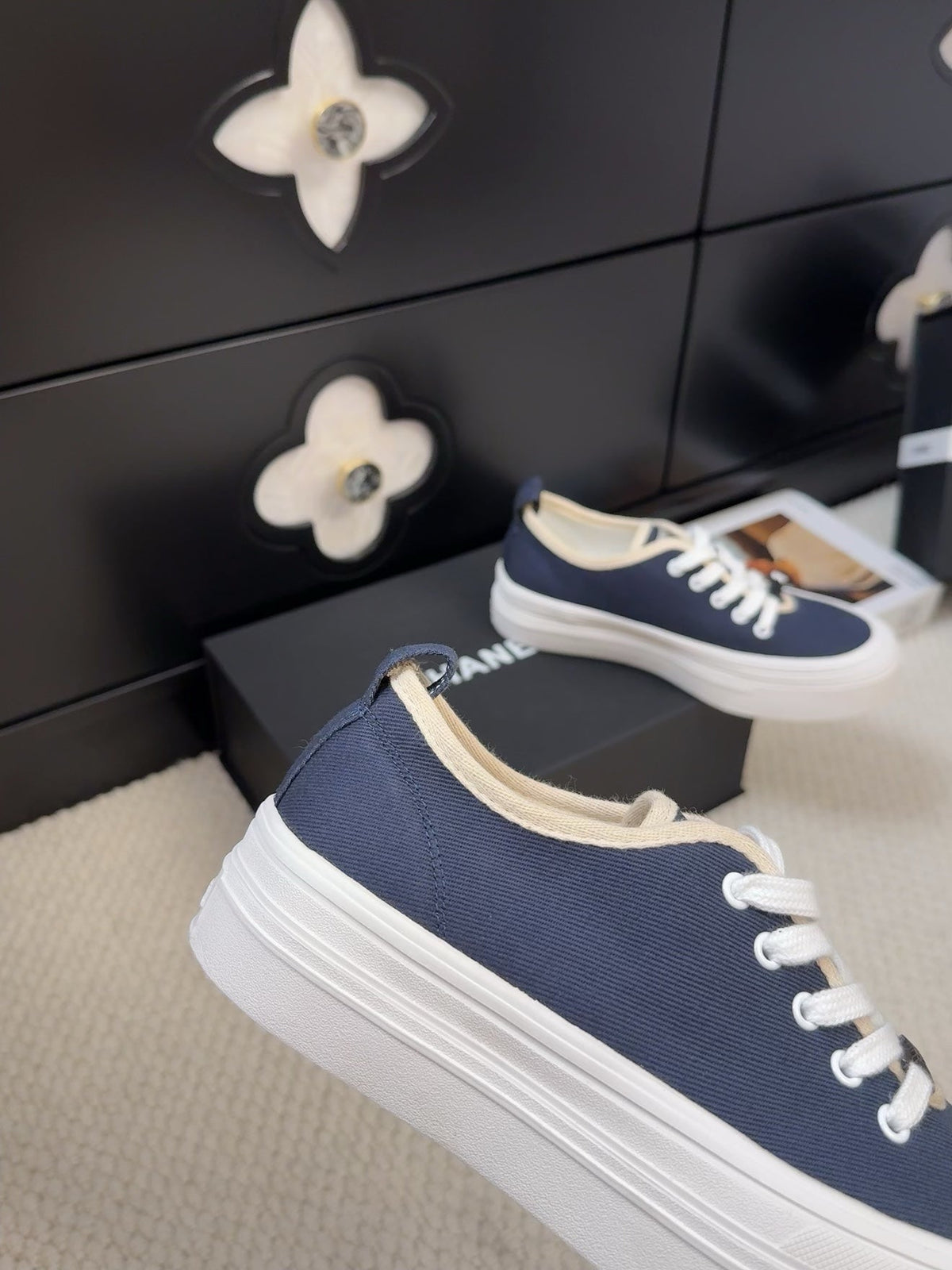 C-Sneakers