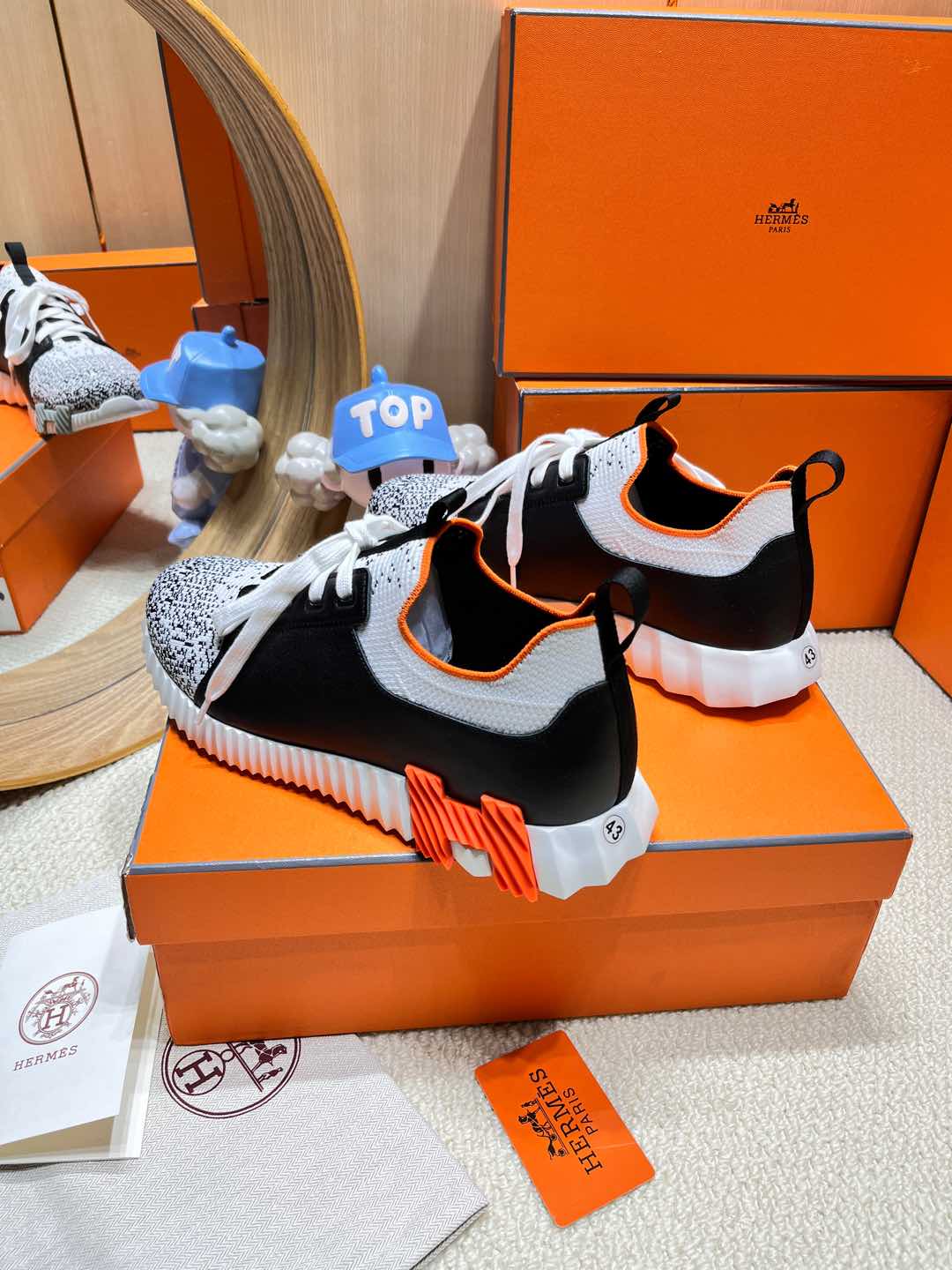 A-Sneakers
