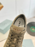 P-Sneakers